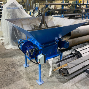 Растариватель биг-бэгов со шнеком