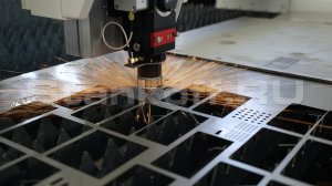 Оптоволоконный станок для резки металла XTC-1530H/3000 Raycus/Reci