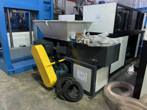 Промышленный одновальный шредер VS-2260