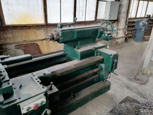 Токарно-винторезный станок 1А64