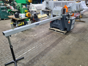 Станок торцовочный,торцовка углом наклона для окон