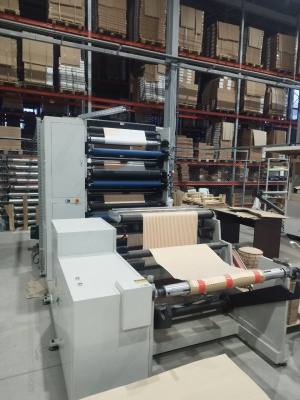 Флексопечатная машина 4-х цветная, BJ-RY950