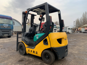 Вилочный погрузчик Komatsu FG15LC-20 с наработкой 240 м/ч