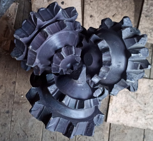 Долото буровое шарошечное 93тцв; 112тцв; 146тцв; 151тцв;161сцв;190,5тцв;349сцв и др