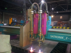 Портальную машину плазменной резки «Satronic E 3500»