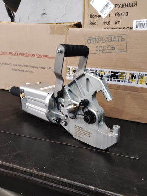 Пневматический пуклевочный инструмент PRESS-STEEL RI 3579