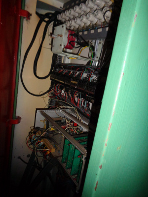 Плоскошлифовальный станок URB-750A