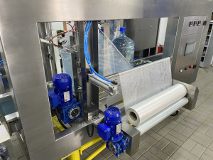 Упаковочная машина 19 литровых бутылей