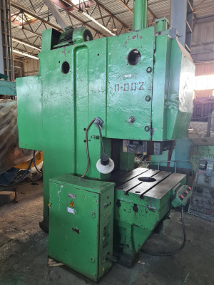 Пресс кривошипный КЕ2130 ус. 100 тн