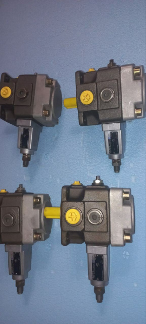 Насоы пластинчатые, масляные, регулируемые Rexrot (Германия)