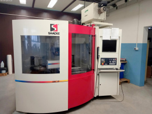 Универсальный шлифовальный станок с ЧПУ SAACKE UW I D