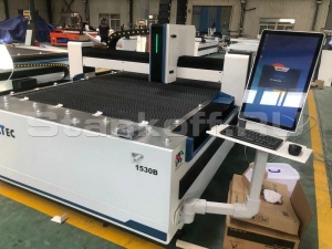 Оптоволоконный лазерный станок для резки металла MetalTec 1530B/2000 Maxphotonics