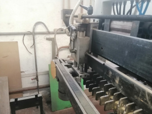 Автоматический шестилинейный сверлильно-присадочный центр NANTONG GUOQUAN BJK130A (130 шпинделей)