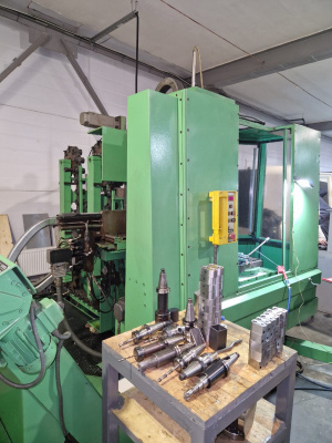 Schaublin 33CNC вертикально-горизонтально фрезерный станок с ЧПУ FMS-3200. осей 3+2