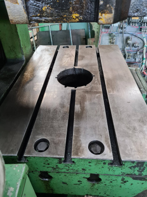 Пресс кривошипный КЕ2130 ус. 100 тн