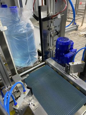 Упаковочная машина 19 литровых бутылей