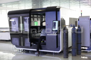 Оптоволоконный лазер с краном для погрузки листа LF3015GA/12000 Raycus