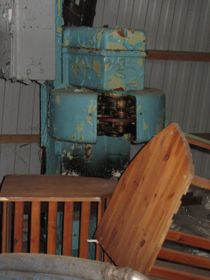 Полуавтомат закаточный для жесте банки 5-12 литров