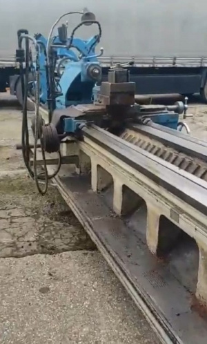 Токарно-винторезный станок с УЦИ 1М65Ф2 РМЦ5000