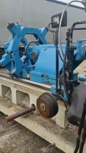 Токарно-винторезный станок с УЦИ 1М65Ф2 РМЦ5000