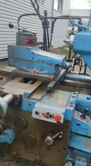 Токарно-винторезный станок с УЦИ 1М65Ф2 РМЦ5000