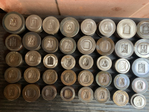 Коллекцию ювелирных штампов