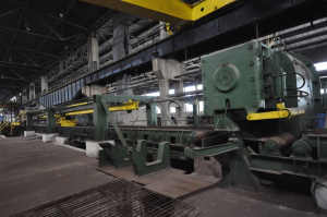 СТАН ГОРЯЧЕЙ ПРОКАТКИ ПРУТКОВ