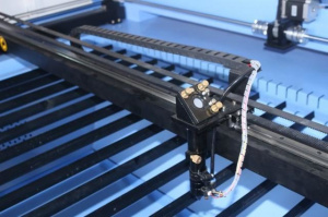 Станок для лазерной резки DX-S1390