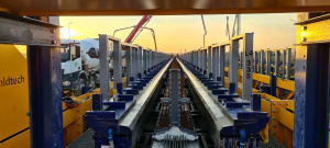 Бортовая оснастка для мостовых балок