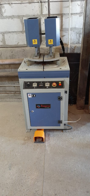 Aвтоматический одноголовочный сварочный станок OZGENC OMRM 102B