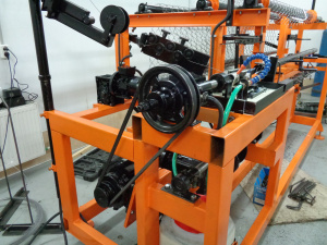 Автоматический станок по производству сетки рабица УСАПС