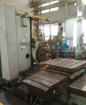 Горизонтально-расточной станок 2а614-1