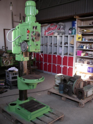 Сверлильный станок 2н125Л