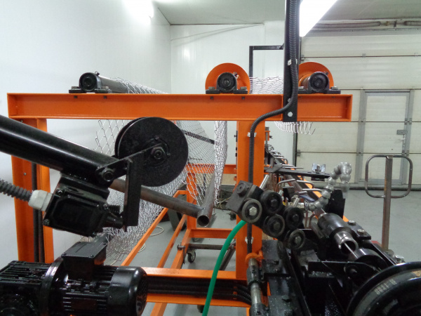 Автоматический станок по производству сетки рабица УСАПС