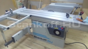 Форматно-раскроечный станок с роликовой кареткой D45-2500