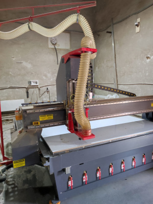 5000 серия 3х-координатный фрезерно-гравировальный станок с ЧПУ с автоматической сменой инструмента