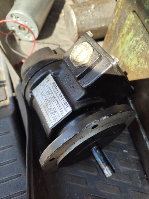 Запчасти к советским 1Б240, оснастка и инструмент