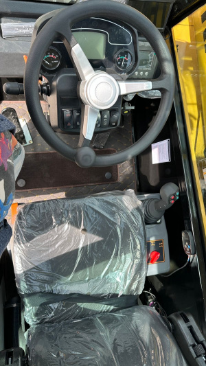 Телескопический погрузчик Rantex XT790