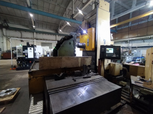 Станок горизонтально расточной с чпу 2А459амф4