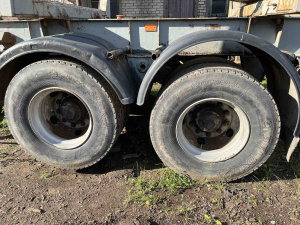 Лесовоз МАЗ (двигатель Mercedes)