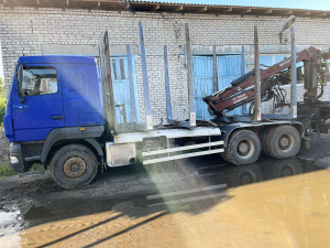 Лесовоз МАЗ (двигатель Mercedes)