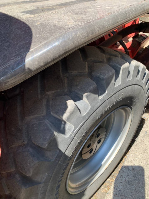 Телескопический погрузчик MANITOU MRT 3050