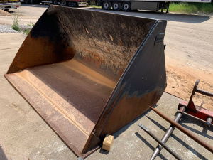 Телескопический погрузчик MANITOU MRT 3050