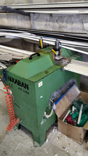 Комплект одноголовочных станков для производства окон и дверей ПВХ