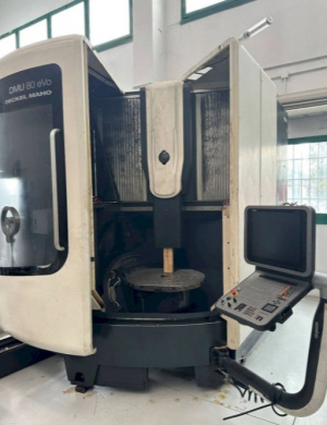 Вертикальный обрабатывающий центр с ЧПУ DMG MORI DMU 80 EVO