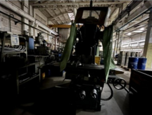 Вертикально-фрезерный станок 6р13