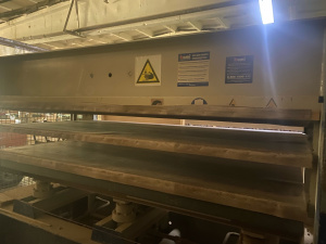 Горячий гидравлический пресс VP 25-100/2