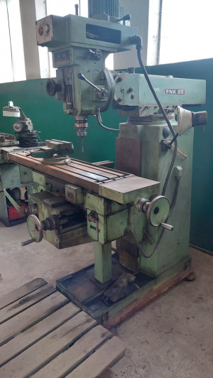 Вертикально-фрезерный станок FNK 25