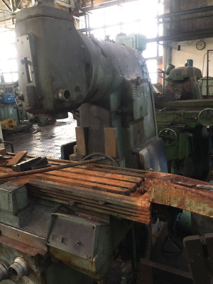 Вертикально-фрезерные станки сф15 (3847)