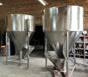 Смеситель шнековый для пищевых продуктов нерж. 304, 4300 литров